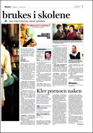 aftenposten_lordag-20070421_000_00_00_007.pdf